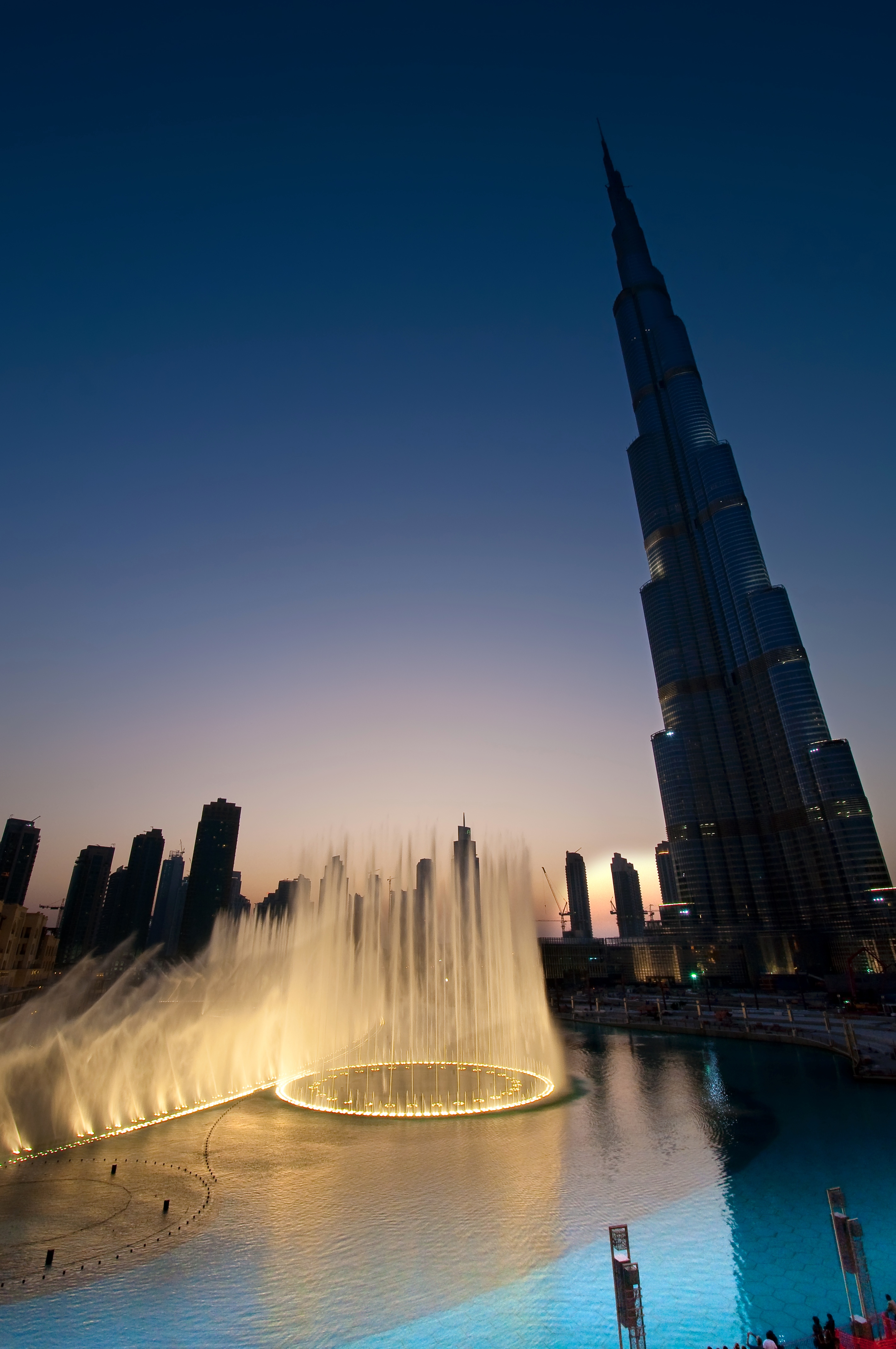 Dubai Fountain Show and Lake Ride Ticket